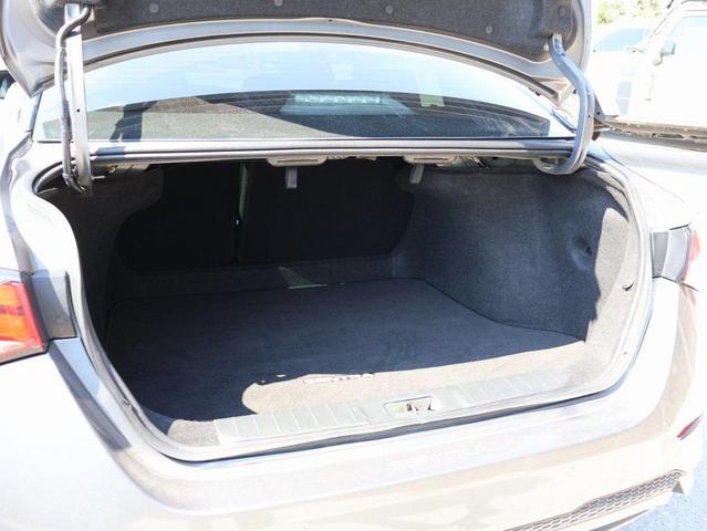 Photo of 2023 Gun Metallic Nissan Sentra