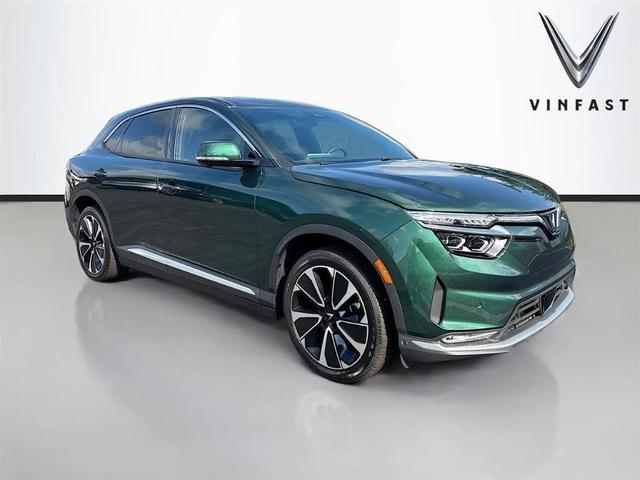Photo of 2025 Green VinFast VF 8