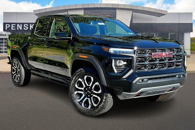 Photo of 2025 Onyx Black GMC Canyon