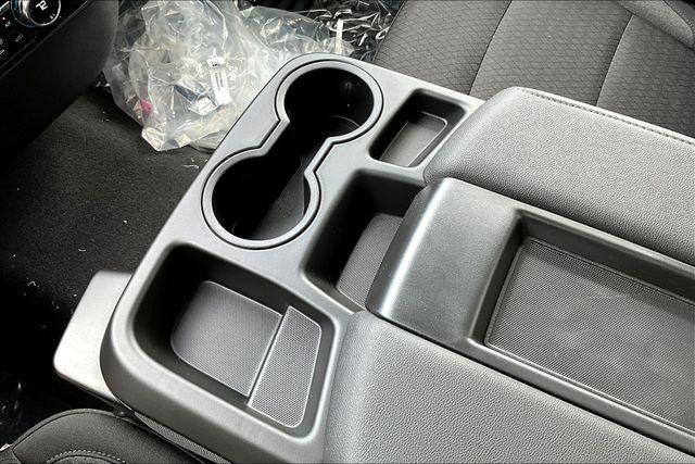 Photo of 2025 Summit White GMC Sierra 2500