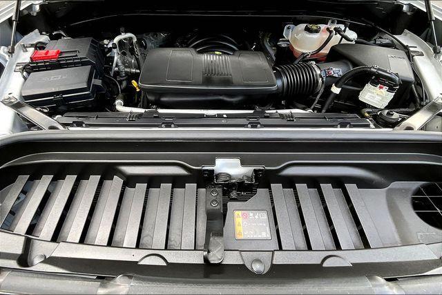 Photo of 2023 Summit White GMC Sierra 1500