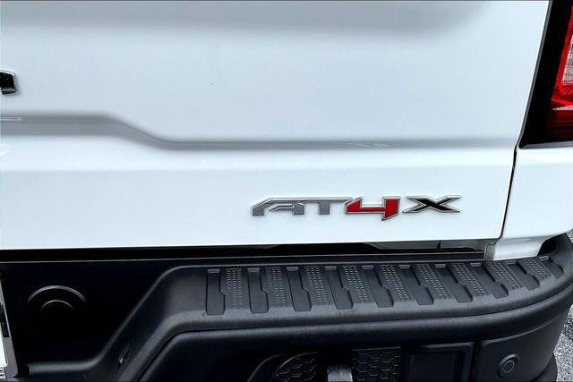 Photo of 2023 Summit White GMC Sierra 1500