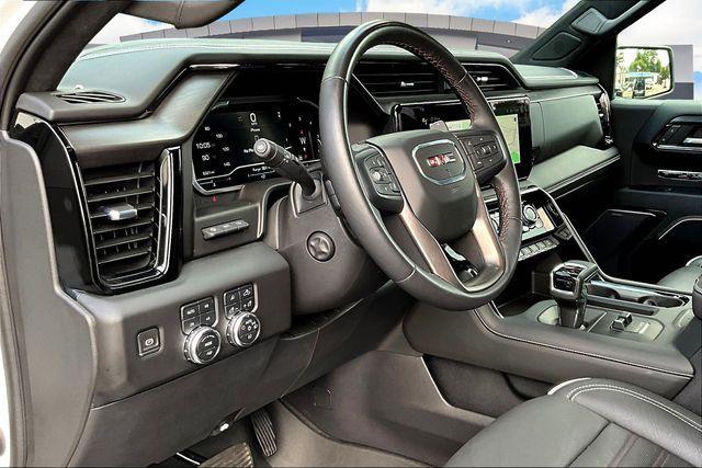 Photo of 2023 Summit White GMC Sierra 1500