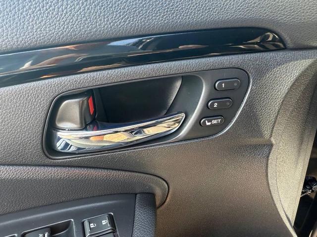 Photo of 2022 Crystal Black Pearl Honda Pilot