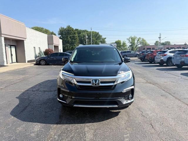 Photo of 2022 Crystal Black Pearl Honda Pilot