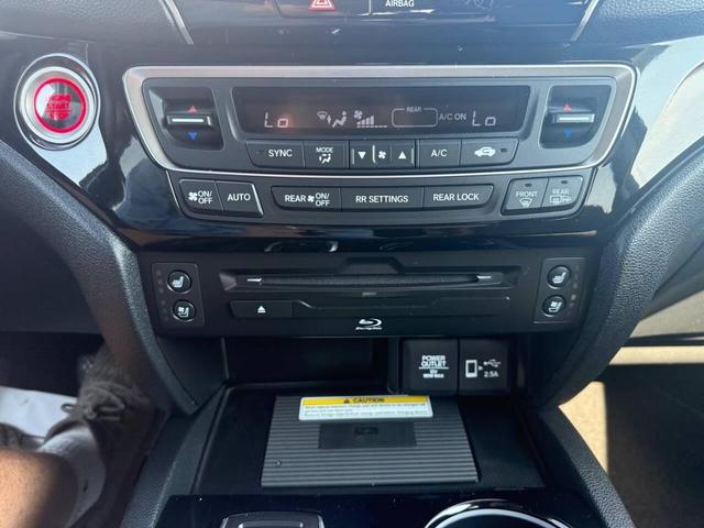 Photo of 2022 Crystal Black Pearl Honda Pilot