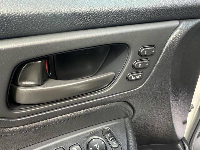 Photo of 2025 White Honda Odyssey