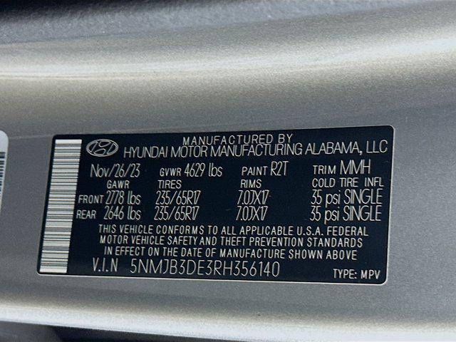 Photo of 2024 Shimmering Silver Hyundai TUCSON