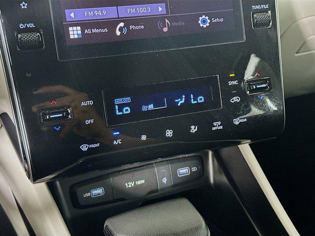 Photo of 2024 Shimmering Silver Hyundai TUCSON