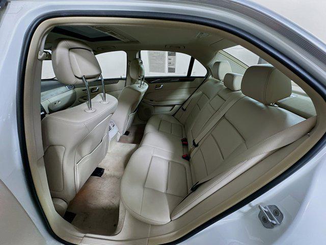Photo of 2014 White Mercedes-Benz E-Class