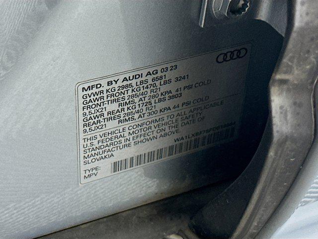 Photo of 2023 Satellite Silver Metallic Audi Q7
