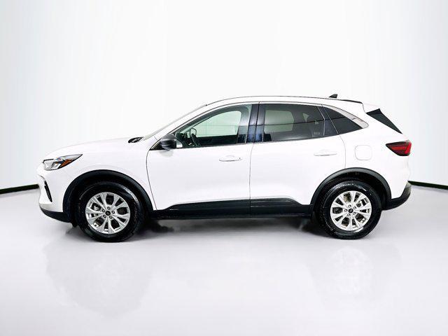 Photo of 2024 Oxford White Ford Escape