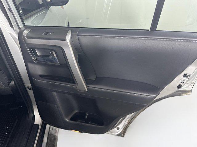 Photo of 2021 Classic Silver Metallic Toyota 4Runner