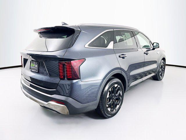 Photo of 2024 Gravity Grey Kia Sorento