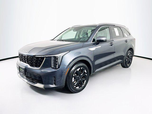 Photo of 2024 Gravity Grey Kia Sorento