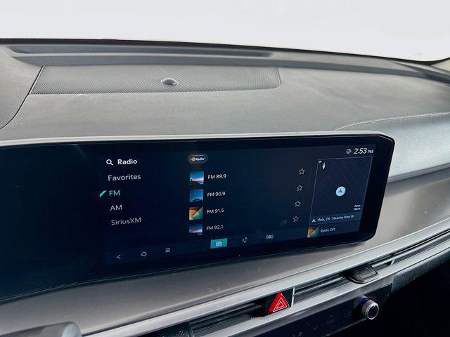Photo of 2024 Gravity Grey Kia Sorento
