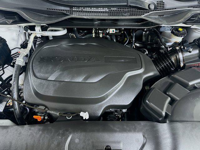 Photo of 2023 Platinum White Pearl Honda Odyssey