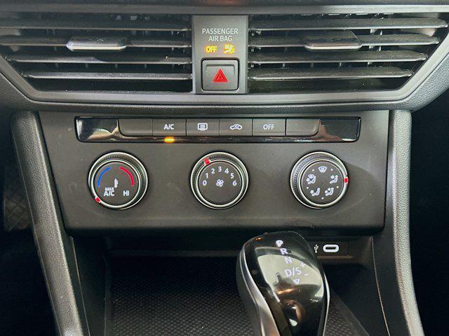 Photo of 2024 Pyrite Silver Metallic Volkswagen Jetta