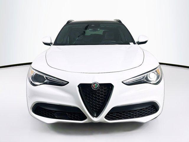 Photo of 2022 Alfa White Alfa Romeo Stelvio
