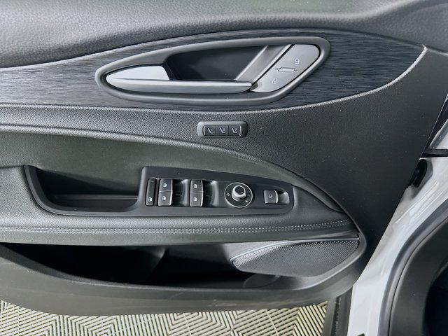 Photo of 2022 Alfa White Alfa Romeo Stelvio
