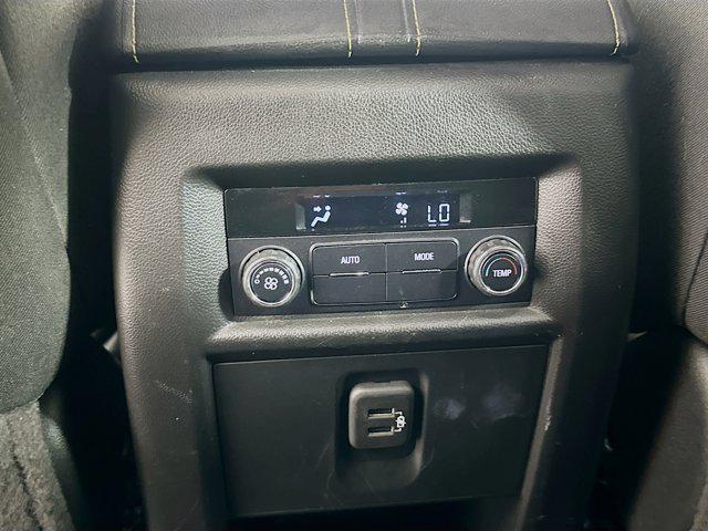 Photo of 2021 Summit White Chevrolet Traverse