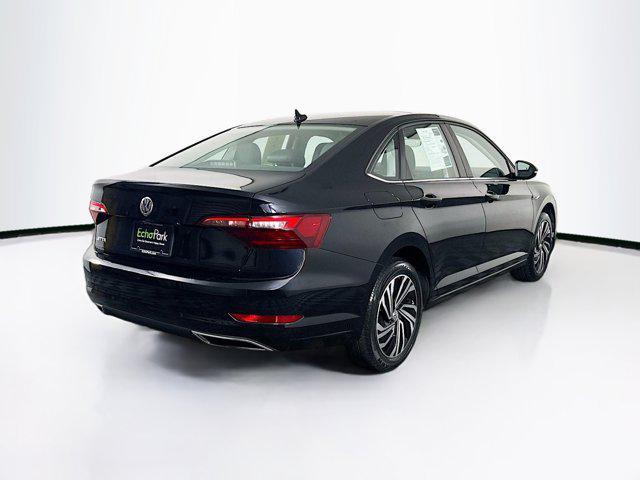 Photo of 2021 Deep Black Pearl Volkswagen Jetta