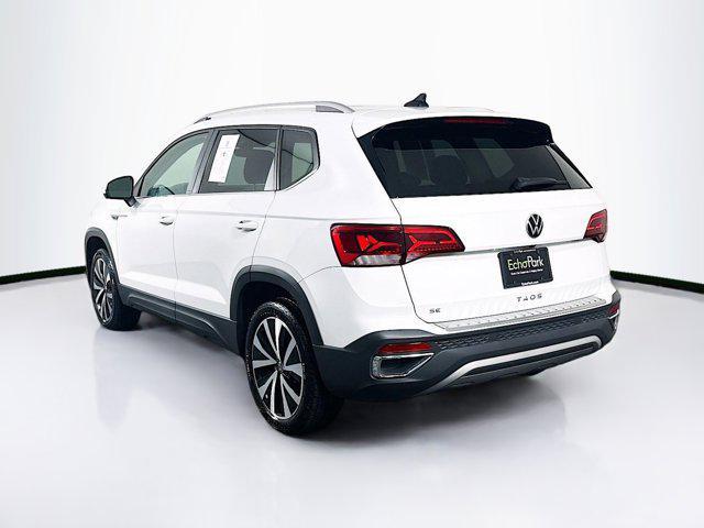Photo of 2023 Pure White Volkswagen Taos
