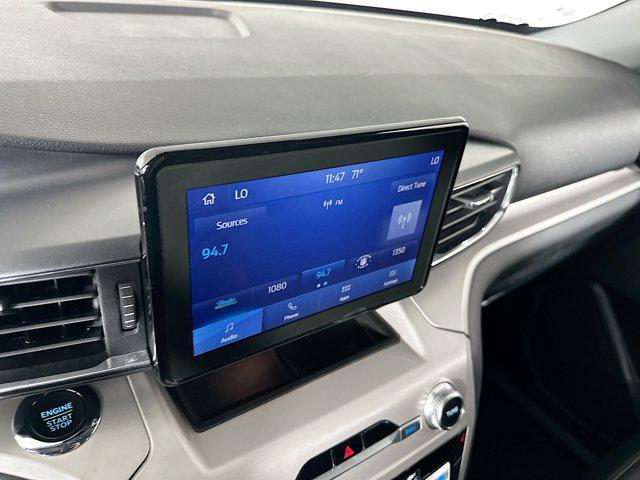 Photo of 2024 Carbonized Gray Metallic Ford Explorer