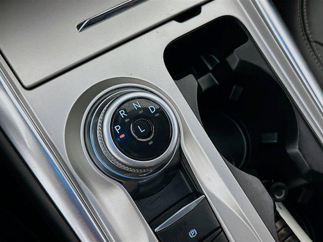 Photo of 2024 Carbonized Gray Metallic Ford Explorer