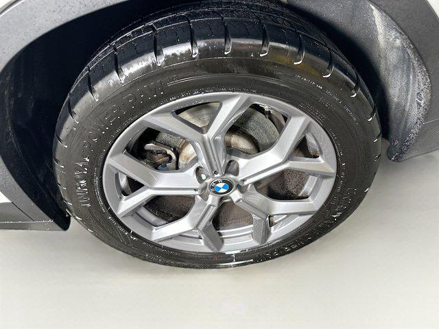 Photo of 2024 Mineral White Metallic BMW X3
