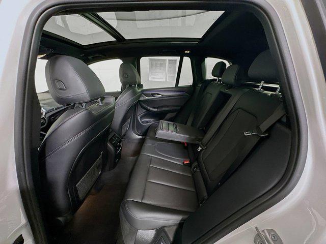 Photo of 2024 Mineral White Metallic BMW X3