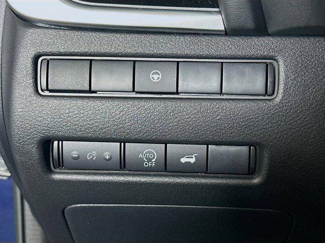 Photo of 2025 Deep Ocean Blue Pearl Nissan Rogue
