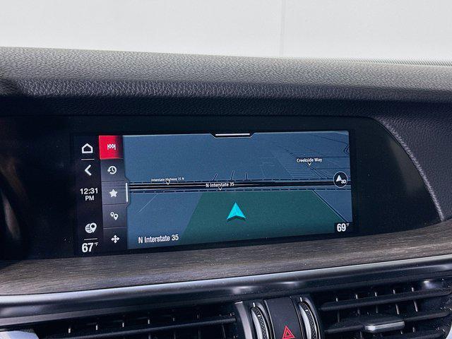 Photo of 2022 Vulcano Black Metallic Alfa Romeo Stelvio