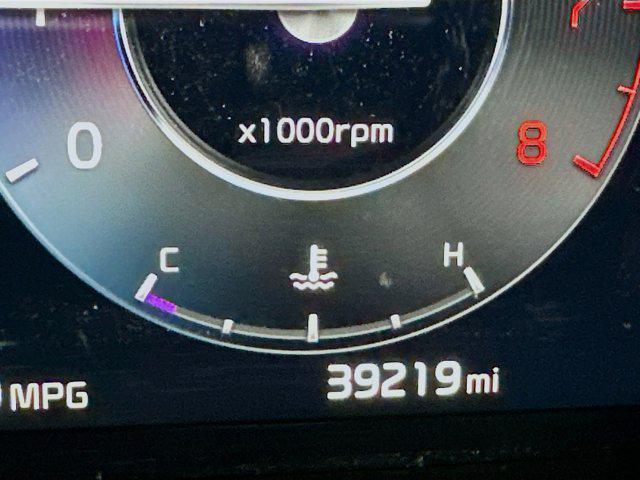 Photo of 2023 Glacial White Pearl Kia Sorento