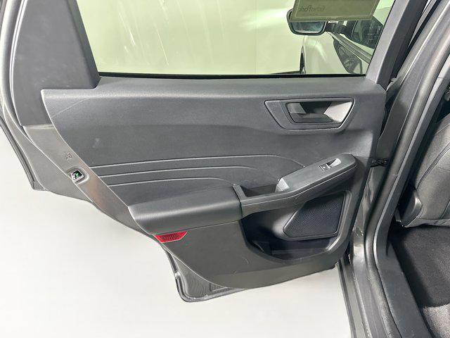 Photo of 2023 Carbonized Gray Metallic Ford Escape