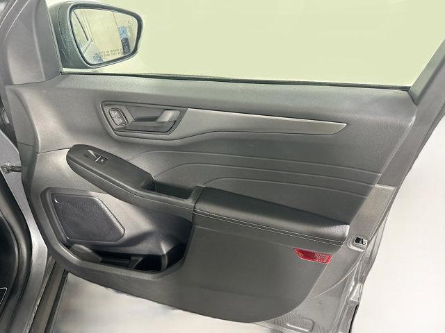 Photo of 2023 Carbonized Gray Metallic Ford Escape