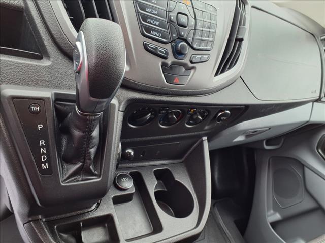 Photo of 2019 White Ford Transit-150