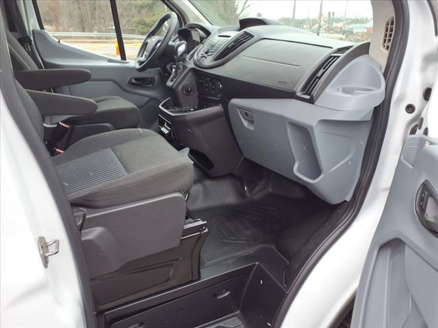 Photo of 2019 White Ford Transit-150