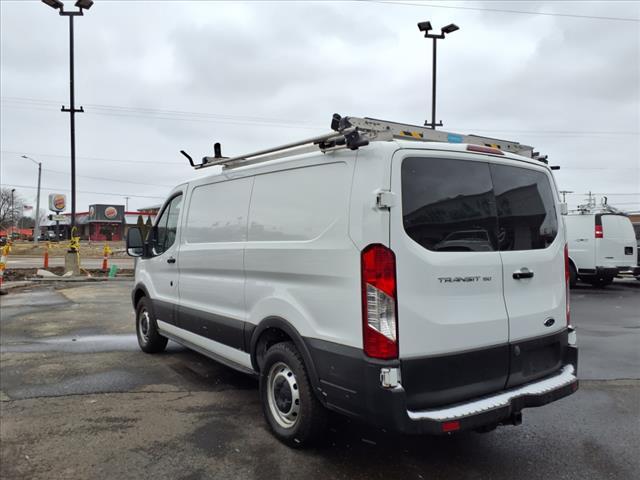 Photo of 2019 White Ford Transit-150