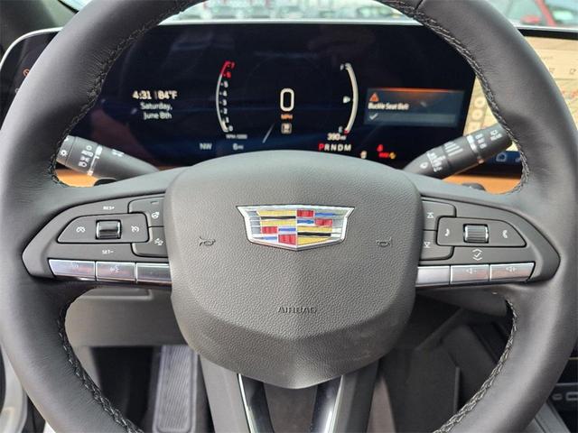 Photo of 2024 Crystal White Tricoat Cadillac XT4