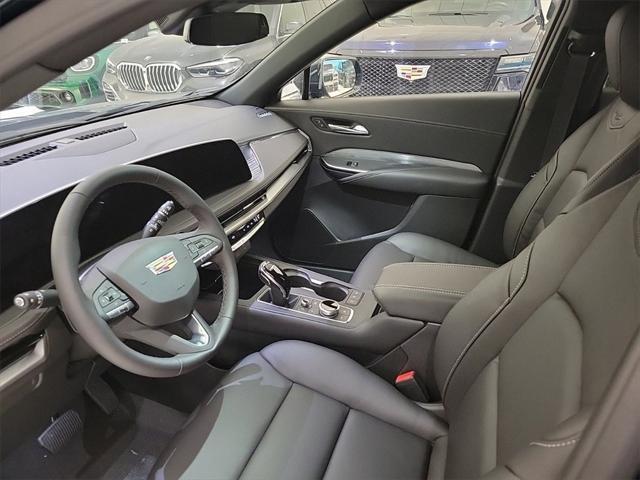 Photo of 2024 Emerald Lake Metallic Cadillac XT4