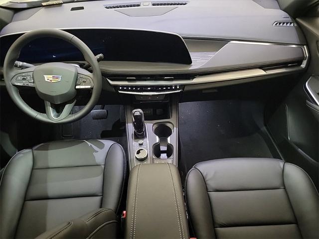 Photo of 2024 Emerald Lake Metallic Cadillac XT4