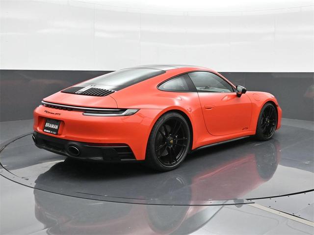 Photo of 2022 Lava Orange Porsche 911