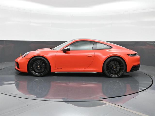 Photo of 2022 Lava Orange Porsche 911