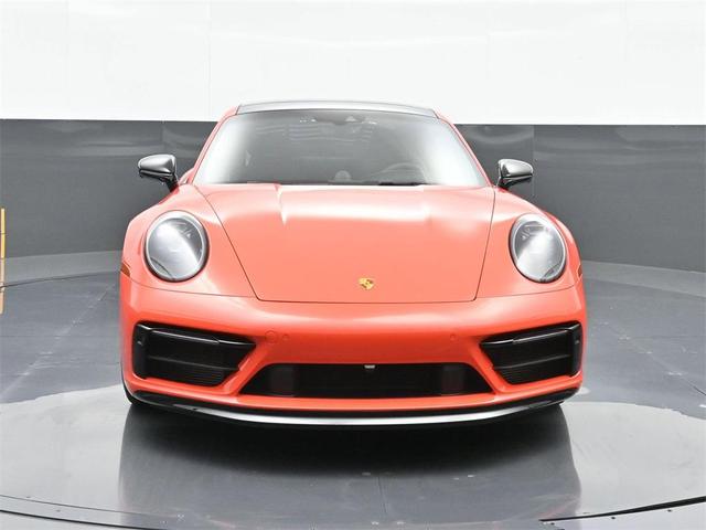 Photo of 2022 Lava Orange Porsche 911
