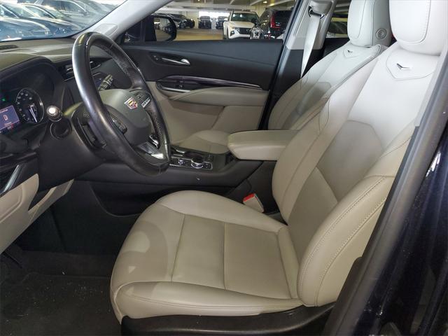 Photo of 2022 Galactic Gray Metallic Cadillac XT4