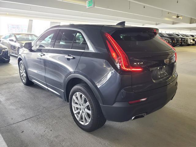 Photo of 2022 Galactic Gray Metallic Cadillac XT4