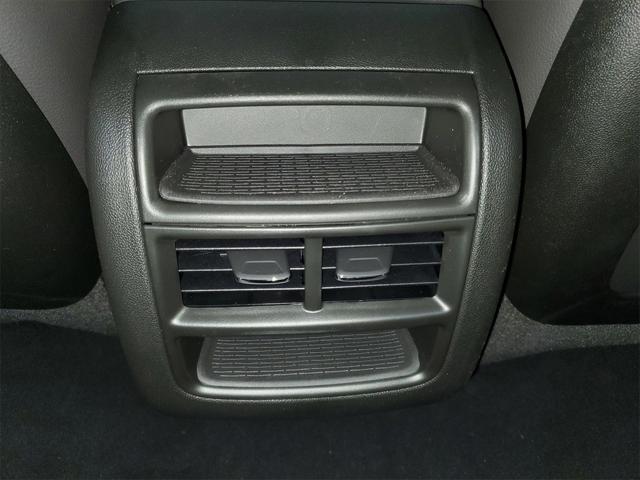 Photo of 2025 Crystal White Tricoat Cadillac XT5