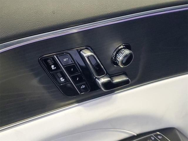 Photo of 2025 Stellar Black Metallic Cadillac LYRIQ