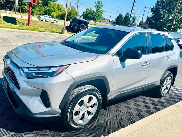 Photo of 2023 Silver Sky Metallic Toyota RAV4